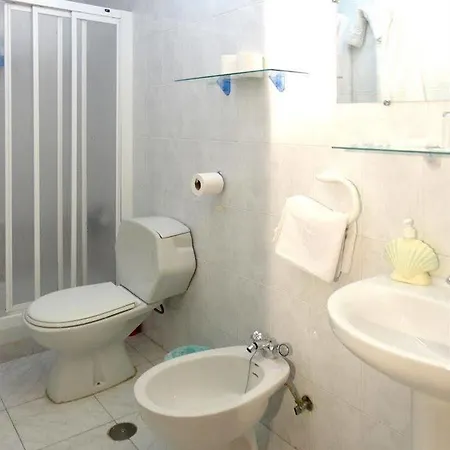 Guest house Altamar 2*